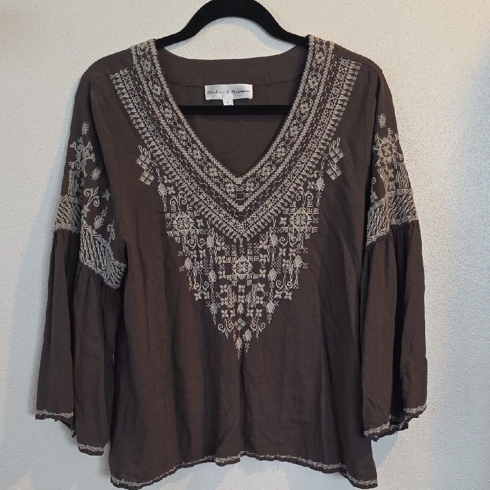 Embroidered V-Neck Bohemian Top in Brown